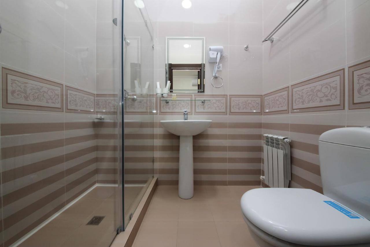 Globus Hotel - 塔什干全球商务宾馆 Teshabayguzar Bagian luar foto