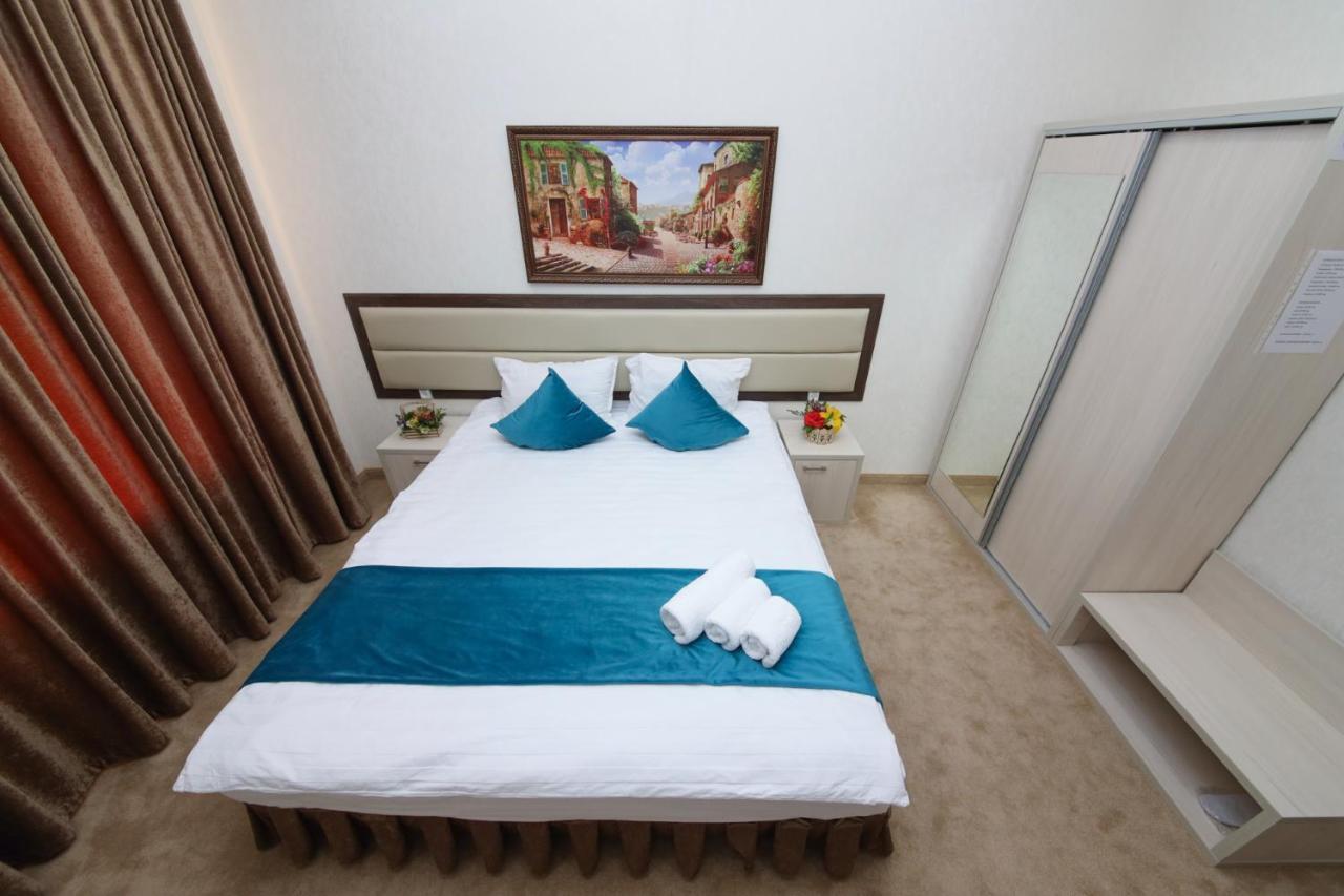 Globus Hotel - 塔什干全球商务宾馆 Teshabayguzar Bagian luar foto