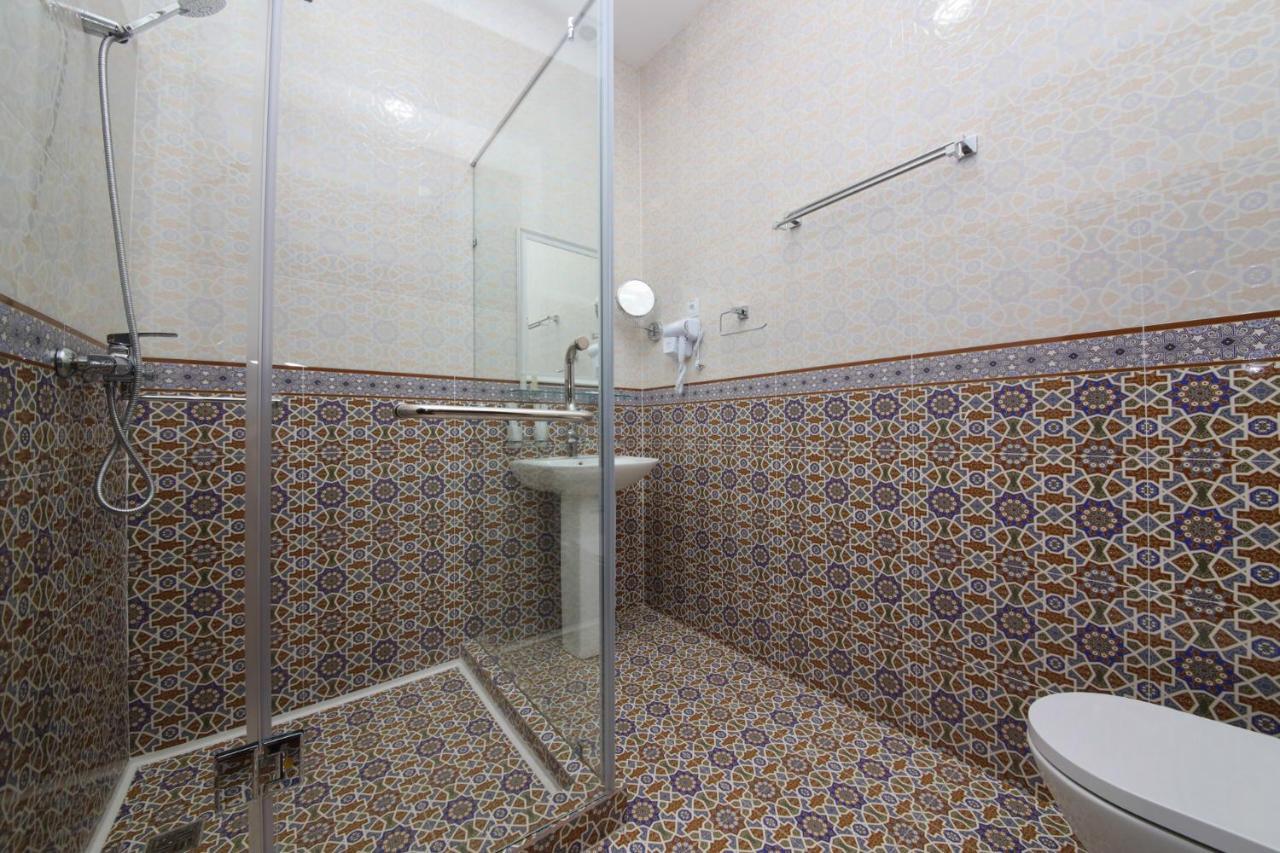 Globus Hotel - 塔什干全球商务宾馆 Teshabayguzar Bagian luar foto