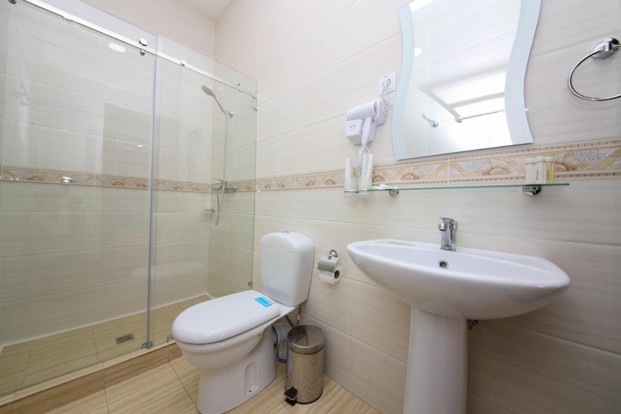Globus Hotel - 塔什干全球商务宾馆 Teshabayguzar Bagian luar foto
