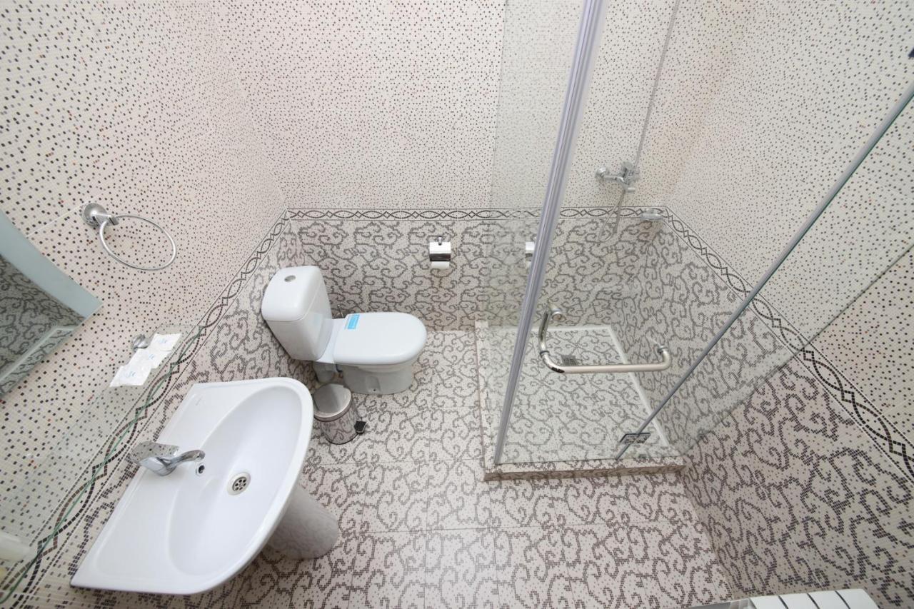 Globus Hotel - 塔什干全球商务宾馆 Teshabayguzar Bagian luar foto