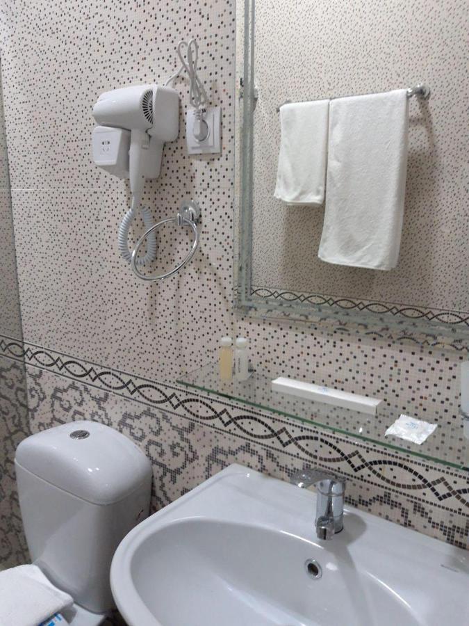 Globus Hotel - 塔什干全球商务宾馆 Teshabayguzar Bagian luar foto
